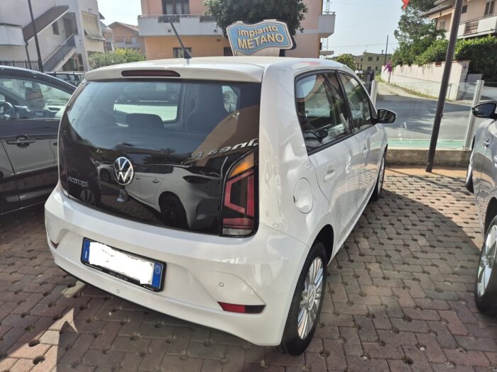 VW UP - immagine 3