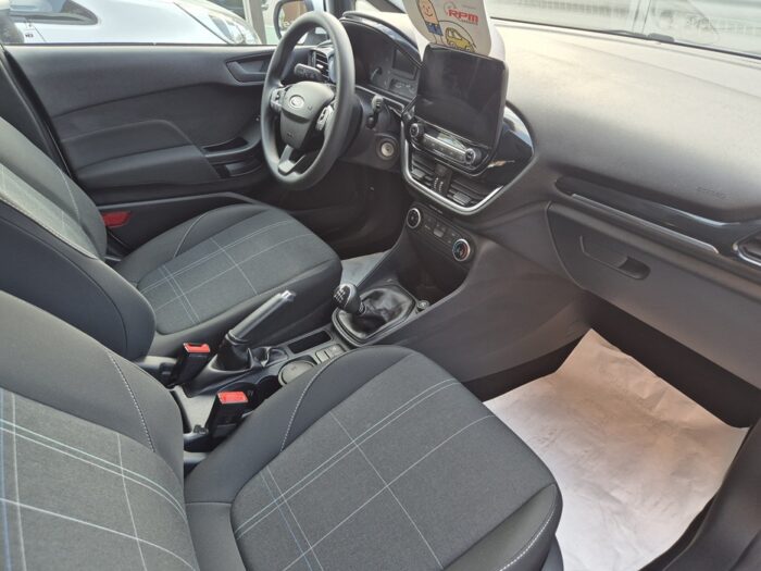 FORD FIESTA - immagine 4